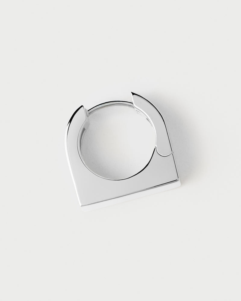 Empire Gate Mini Hoops