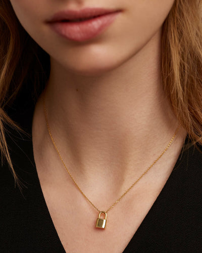 Solo Walk Necklace
